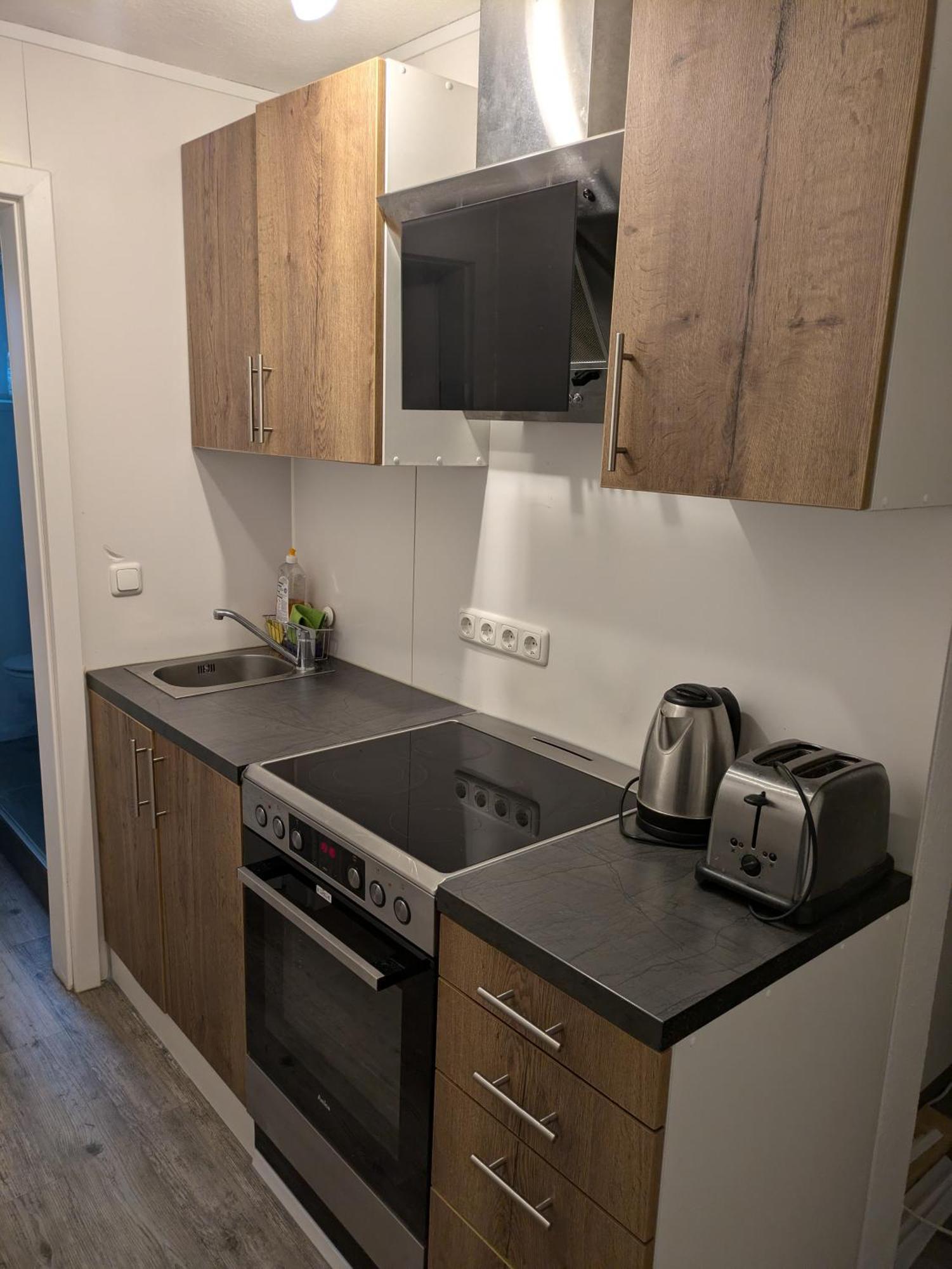 Nestoasewhv Zentrale Zimmer Zwischen City Und Suedstrand Wilhelmshaven Kültér fotó