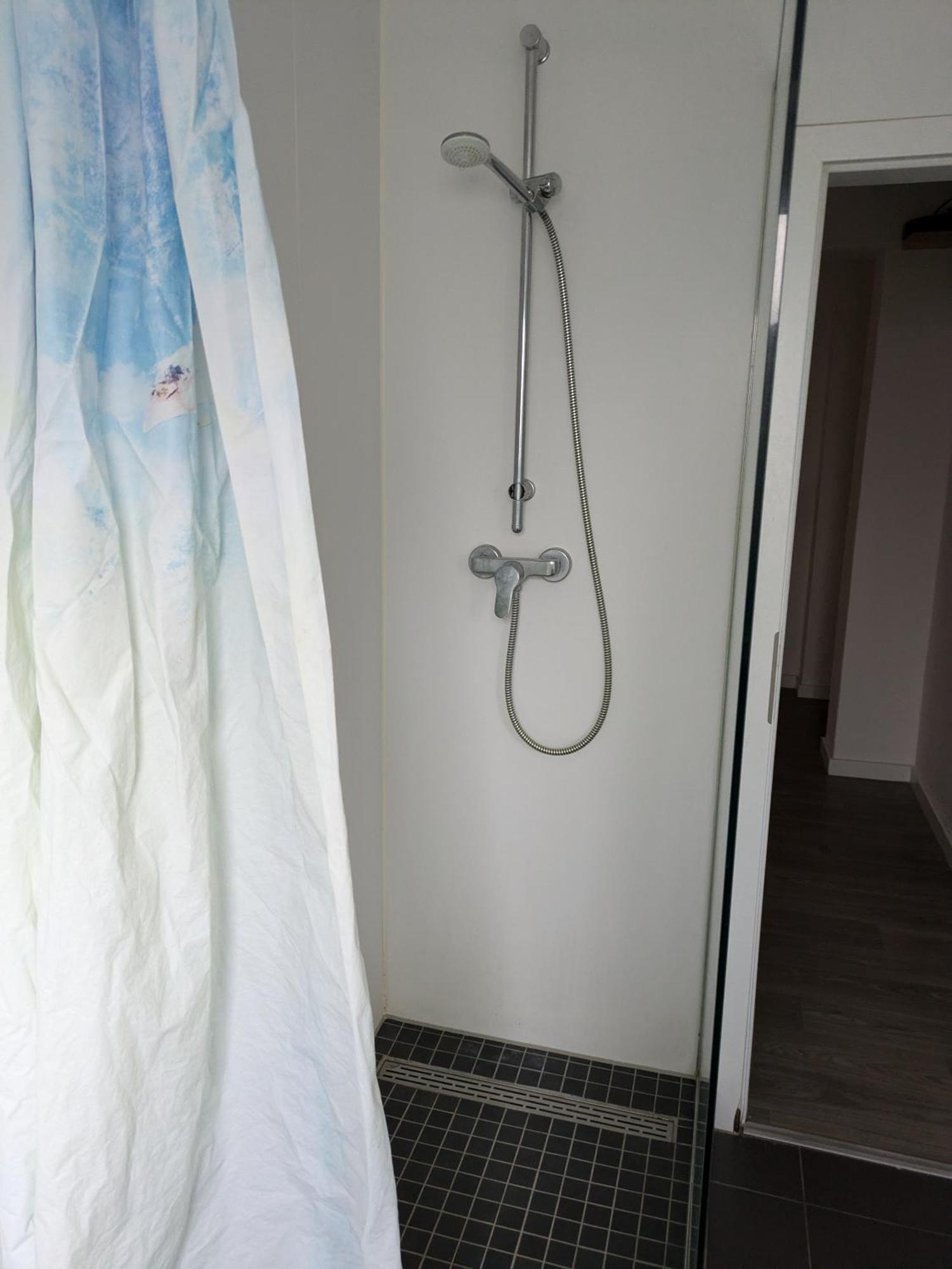 Nestoasewhv Zentrale Zimmer Zwischen City Und Suedstrand Wilhelmshaven Kültér fotó